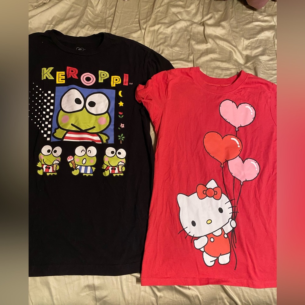2 Ladies XS Sanrio Hello Kitty Keroppi tee shirts